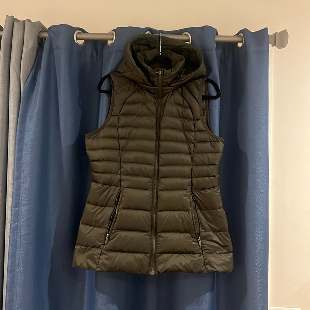 LULULEMON Down Vest